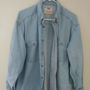 Levi's Red Tab Jean's Wear Button Down